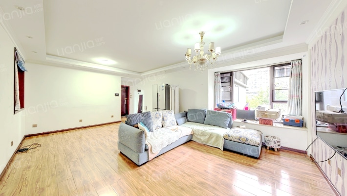 优品尚东三期二手房实景图