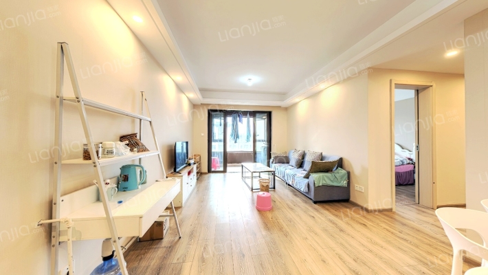 光谷澎湃城奥山府二手房实景图