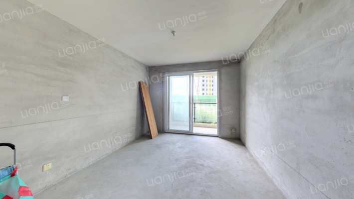 邻山壹景二手房实景图