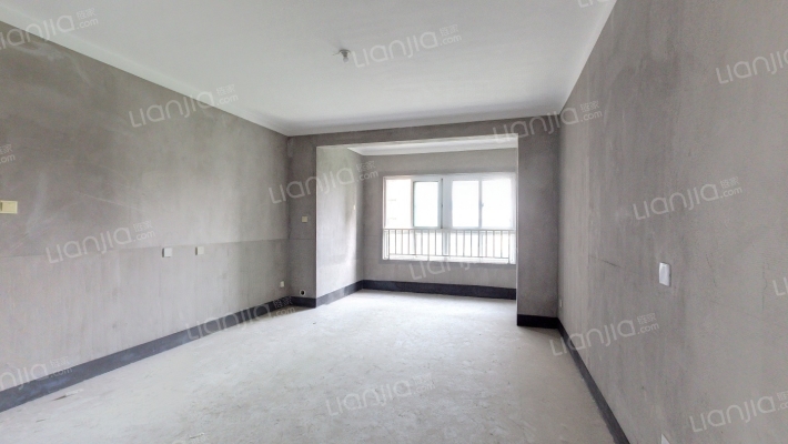 鹭岛南苑二手房实景图