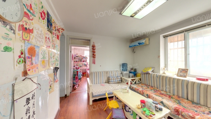 燕子山小区南区二手房实景图