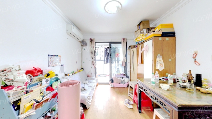 方宝佳苑二手房实景图