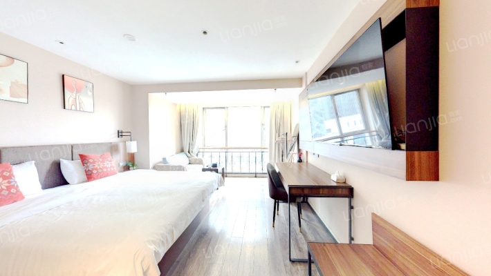 雅地天际二手房实景图