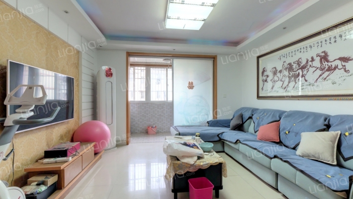 长城佳苑二手房实景图