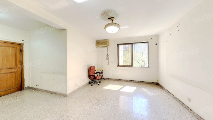 汇成公寓二手房实景图