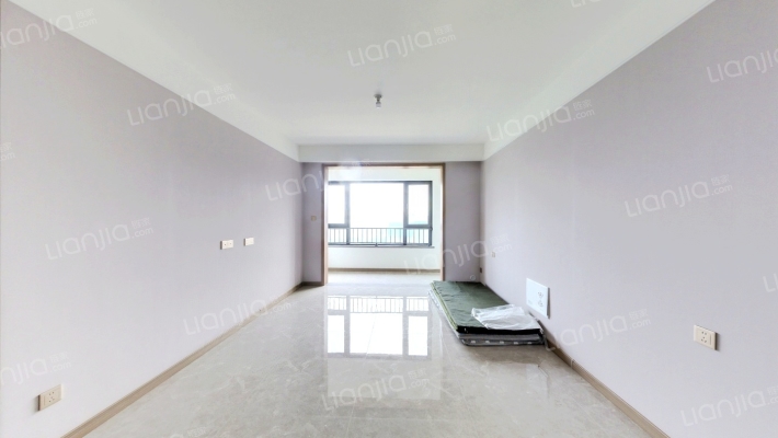 万科翡翠书院G区二手房实景图