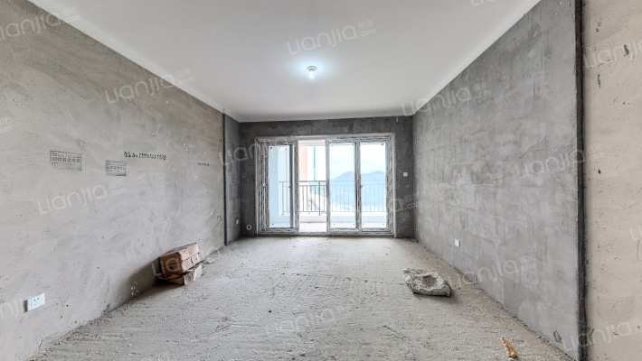 钱隆国际二手房实景图