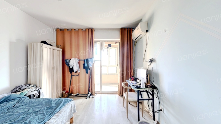 泉世界壹品二手房实景图