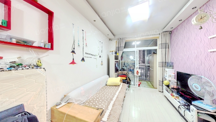 上新山水二手房实景图