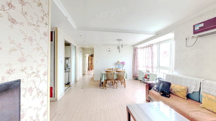 莱茵港小区二手房实景图