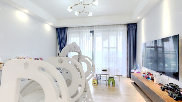 鼎峰源著二手房实景图