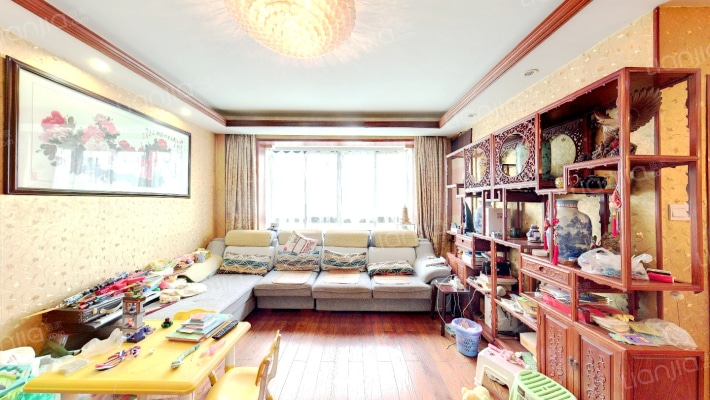 新天地东区二手房实景图