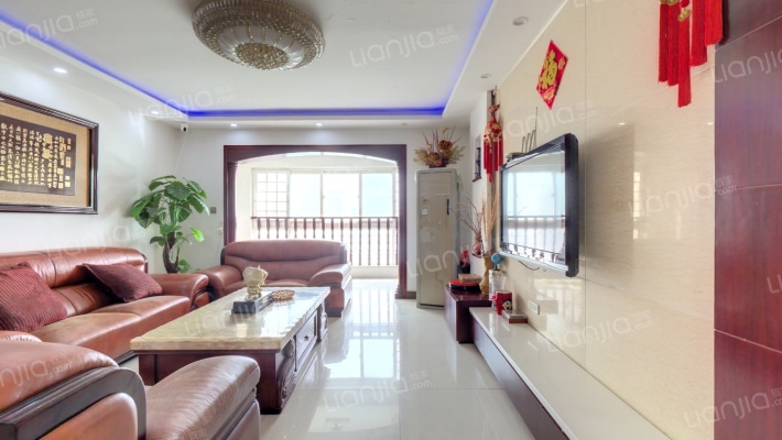 锦艺怡心苑二手房实景图