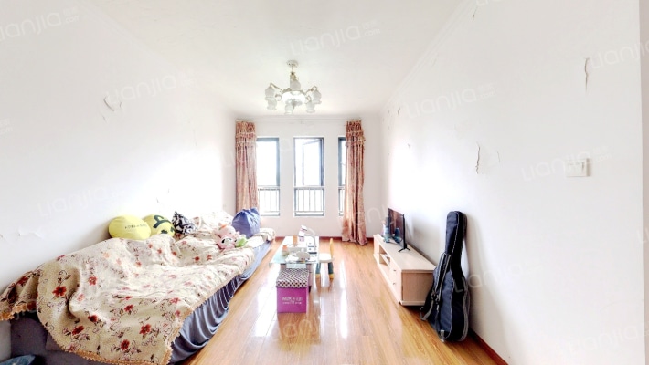 云翔金座二手房实景图