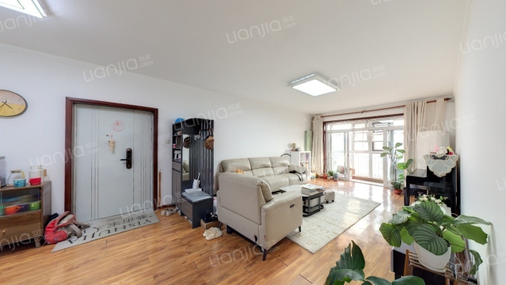 国富华庭二手房实景图