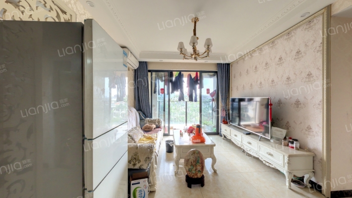 三正瑞士半山二手房实景图