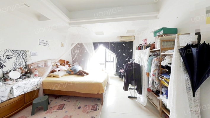 嘉信华庭二手房实景图