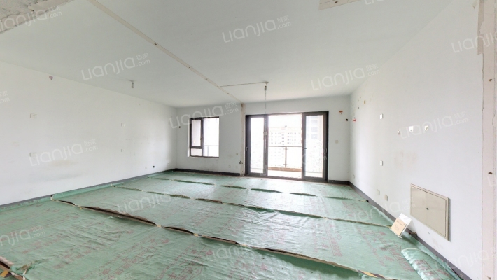 西水东泓府二手房实景图