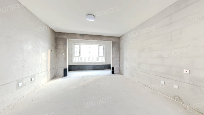 翰林名苑二手房实景图