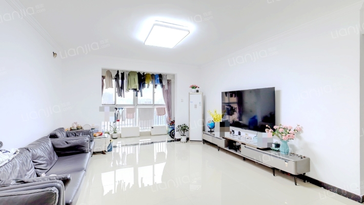 财信圣堤亚纳小区二手房实景图