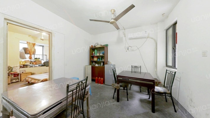 鸿盛家园二手房实景图