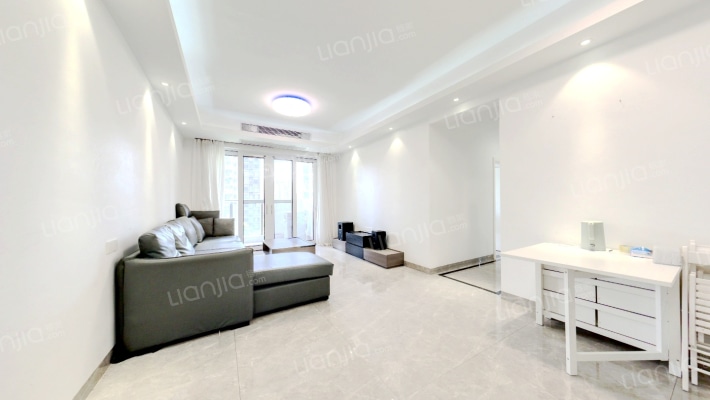 星河丹堤C区二手房实景图