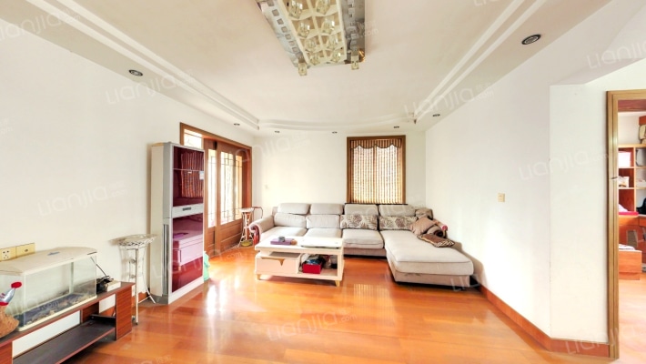 新世纪花园B区二手房实景图