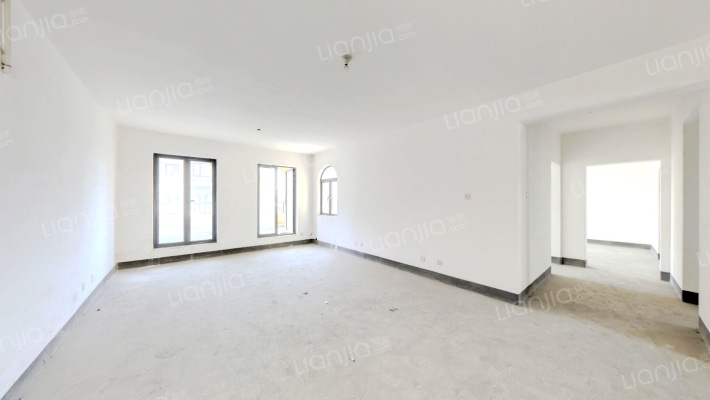 圣芭芭拉二手房实景图