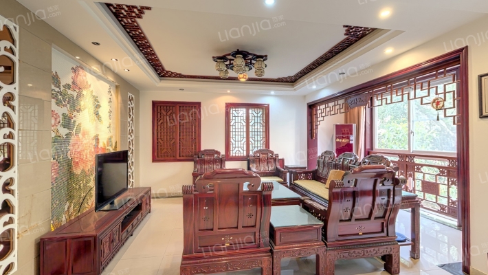 山语间二手房实景图