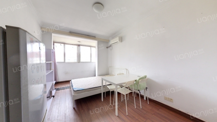 上南六村二手房实景图