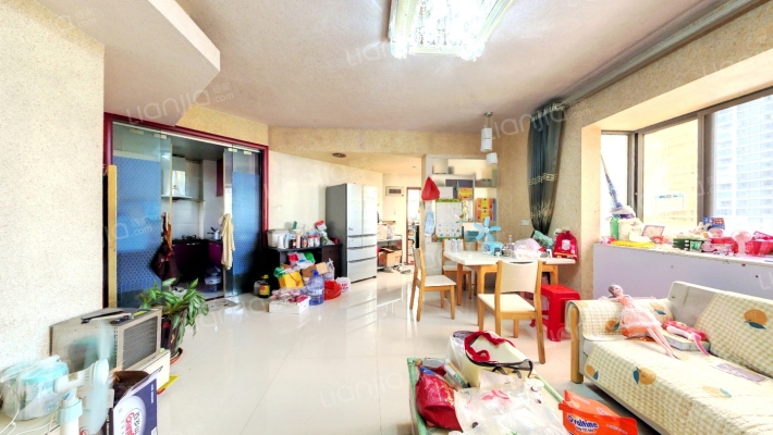 融晟红郡二手房实景图