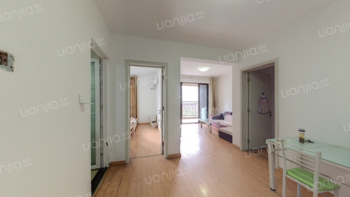 东方蓝海六期二手房实景图