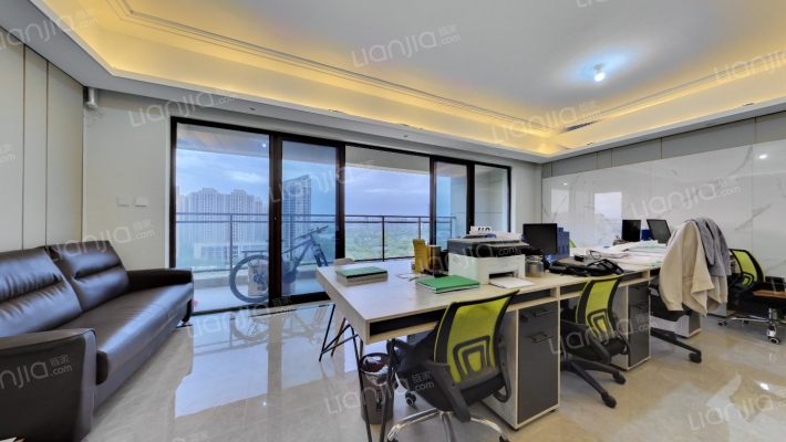 蓝润春风屿湖二手房实景图