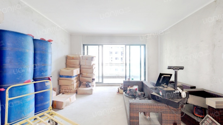 中天雅实轩二手房实景图