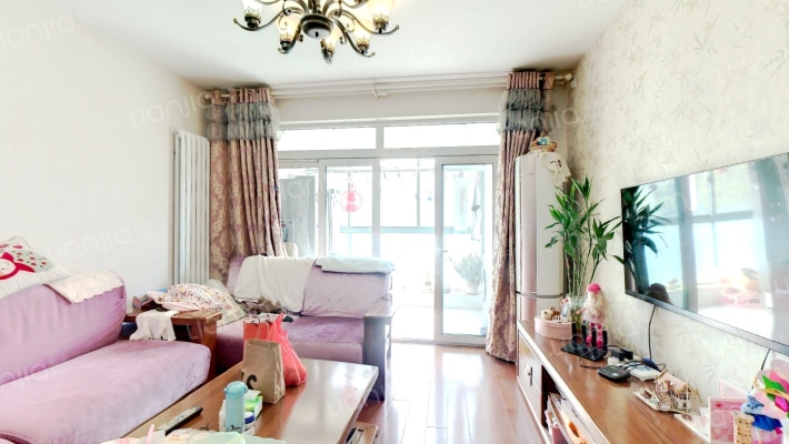 国际城名苑二手房实景图