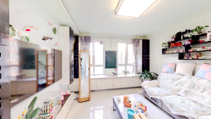 格林英郡二手房实景图