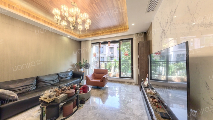 保利林语麓山别墅二手房实景图