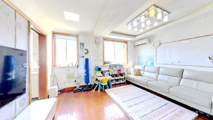 富特三村二手房实景图