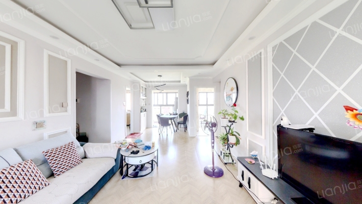 华辉秦淮湾二手房实景图