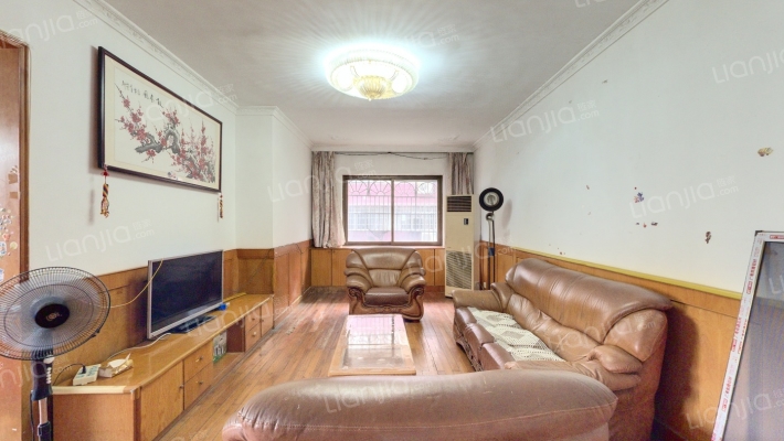 金属材料公司宿舍二手房实景图