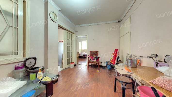 东新街小区二手房实景图