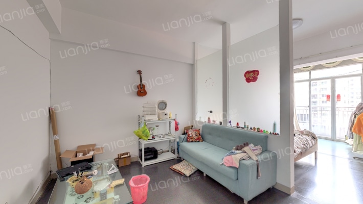 都市公寓二手房实景图