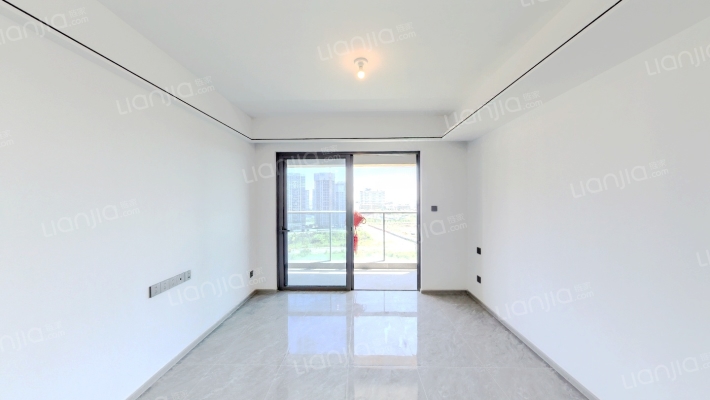 广州绿城桂语汀澜二手房实景图