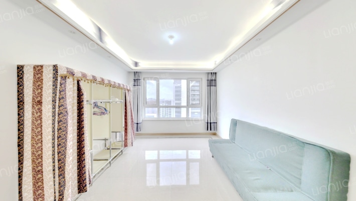 中铁逸湖二手房实景图