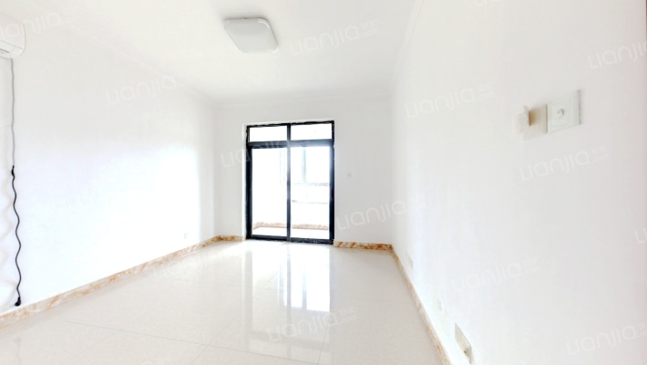 岭海逸景湾二手房实景图