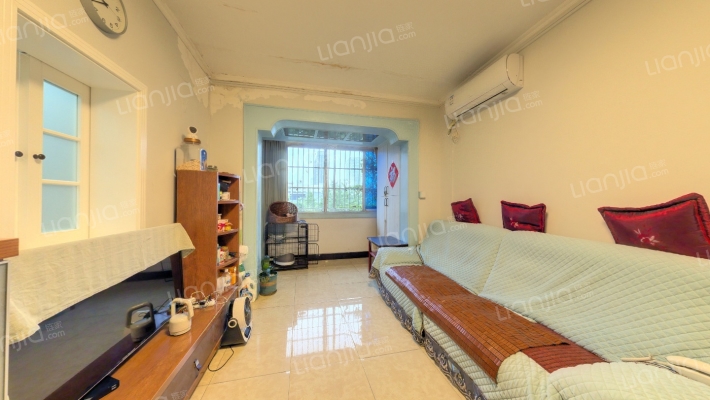 四川日报宿舍二手房实景图