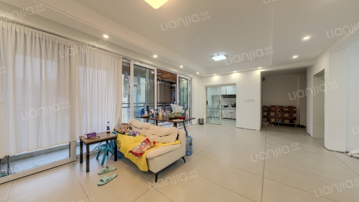 中交锦悦朗宸湾二手房实景图