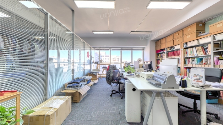 天辰大厦二手房实景图