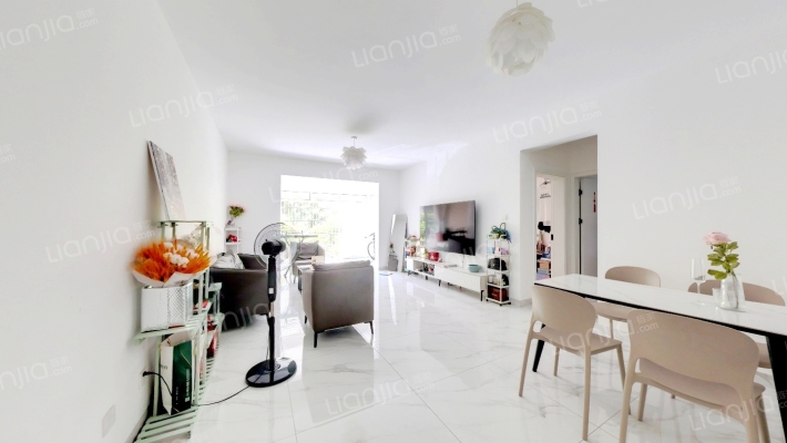 公园榕郡二手房实景图