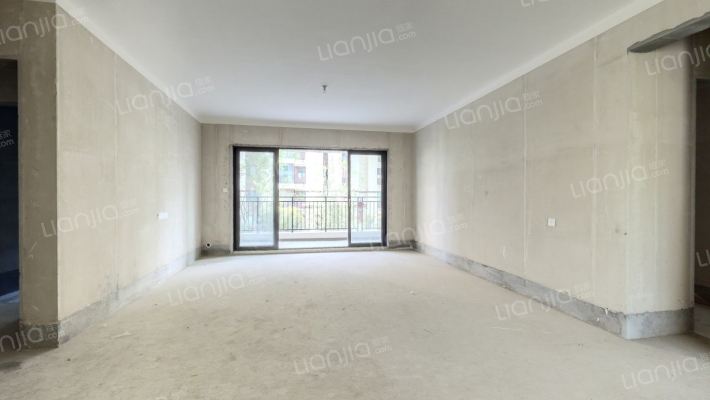 新郑碧桂园天宸苑二手房实景图